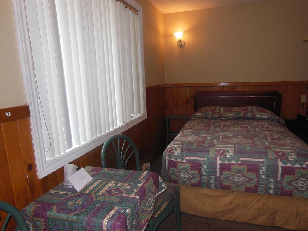 Motel Le Paysan Montréal Dış mekan fotoğraf