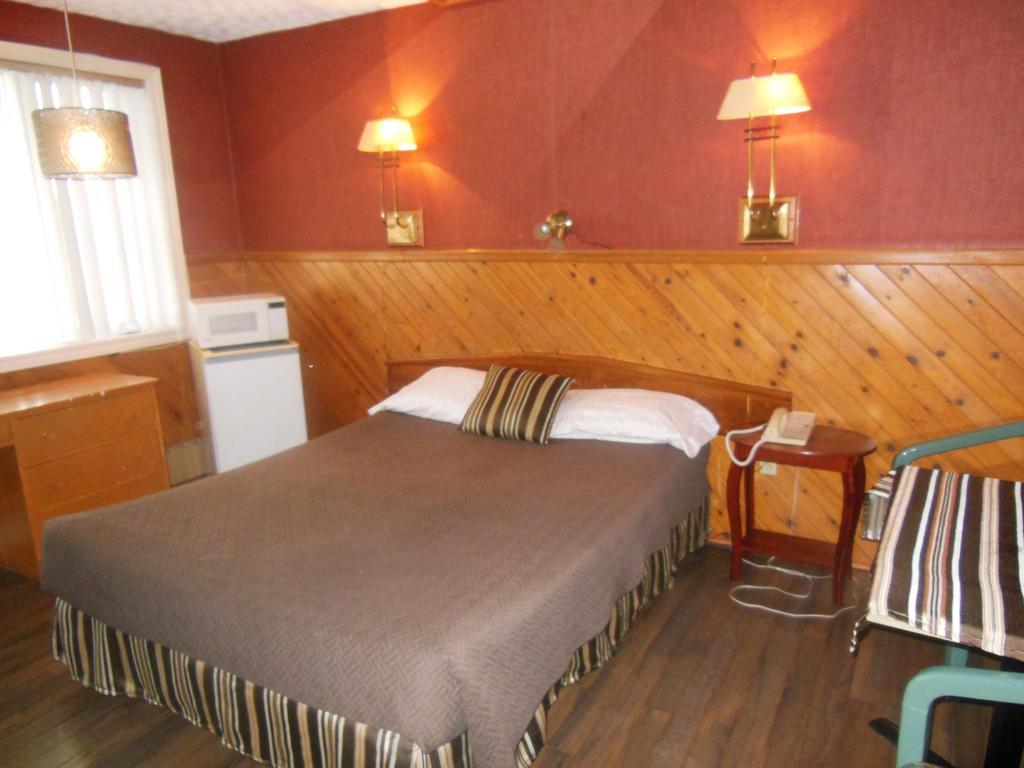 Motel Le Paysan Montréal Dış mekan fotoğraf