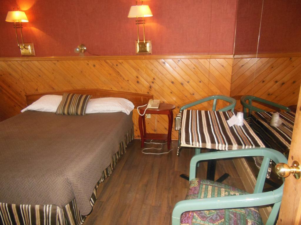 Motel Le Paysan Montréal Dış mekan fotoğraf