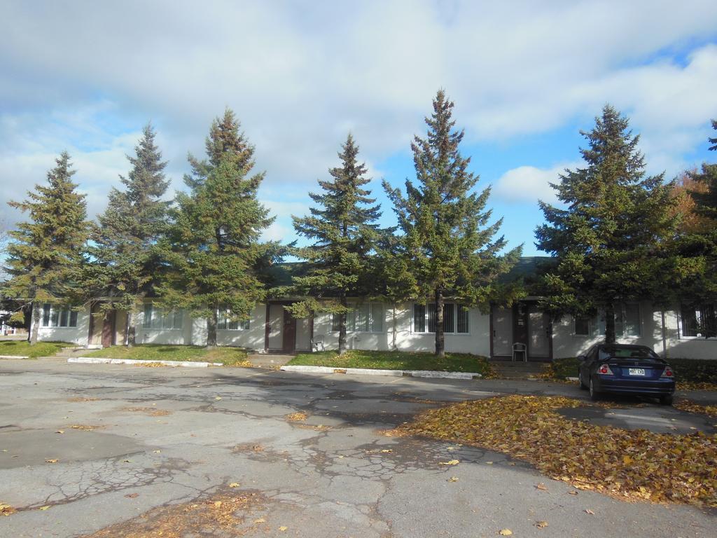 Motel Le Paysan Montréal Dış mekan fotoğraf